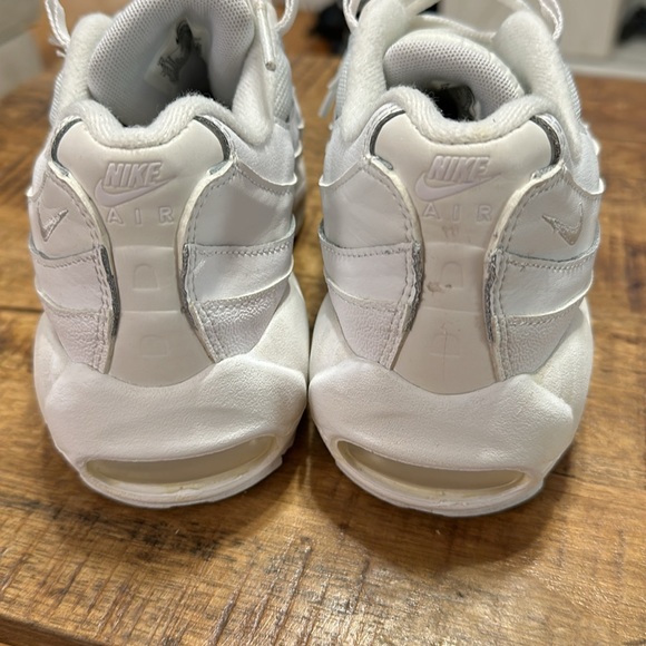 Nike Airmax kids size 4 - Picture 3 of 6